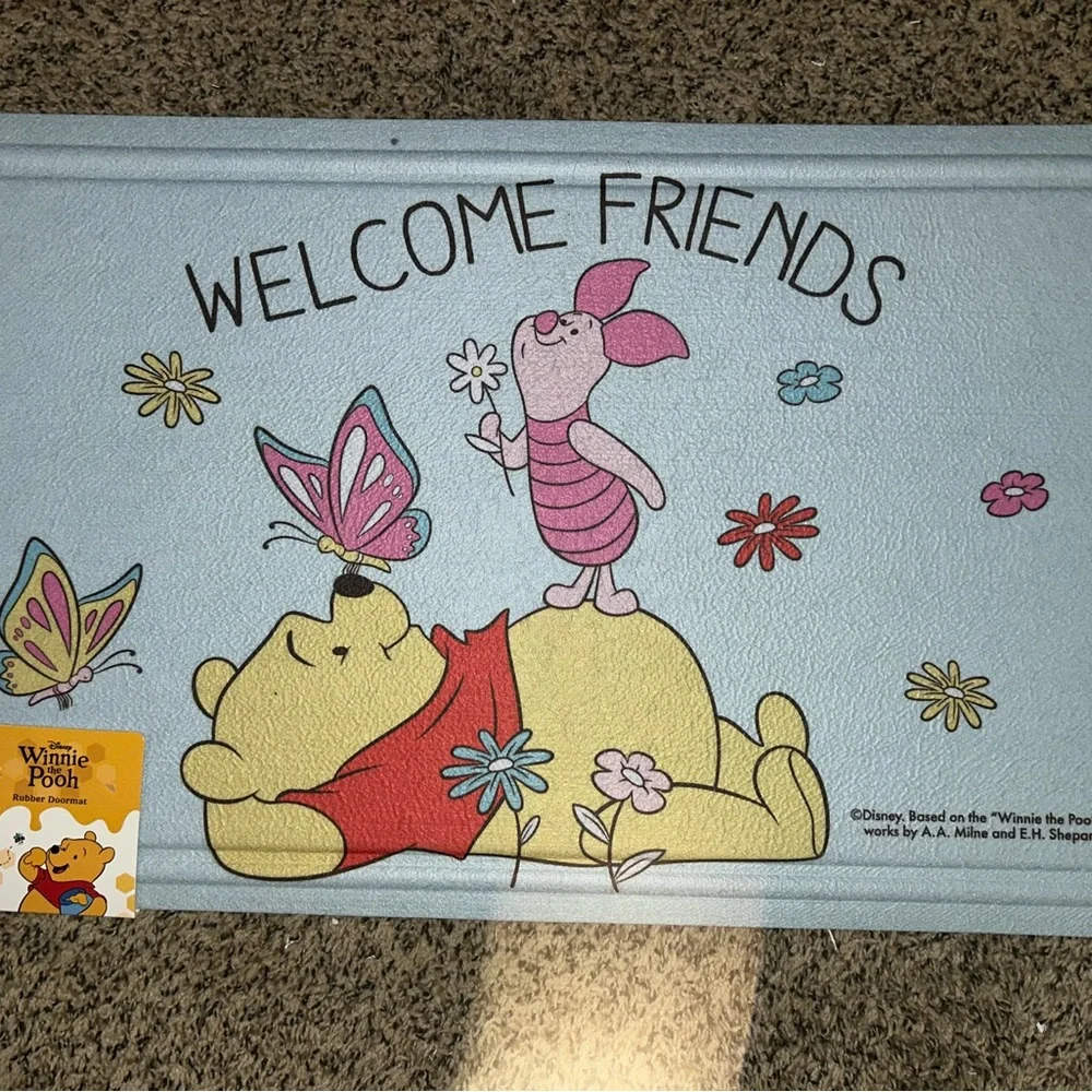 Disney Winnie the Pooh and Piglet Welcome Rubber Doormat